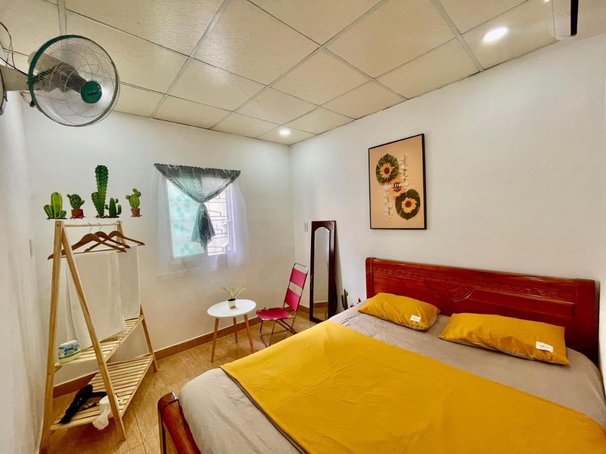 Affordable Homestay Хошимін Екстер'єр фото